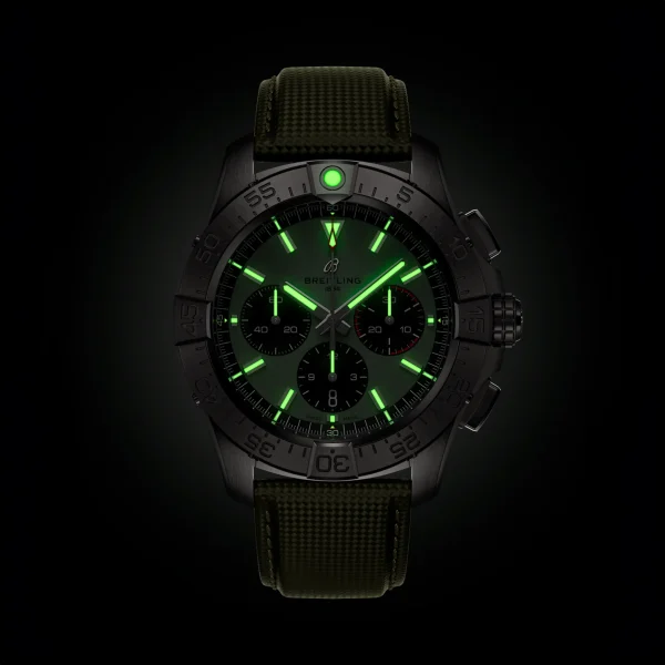 Breitling Avenger B01 Chronograph 44mm AB0147101L1X1
