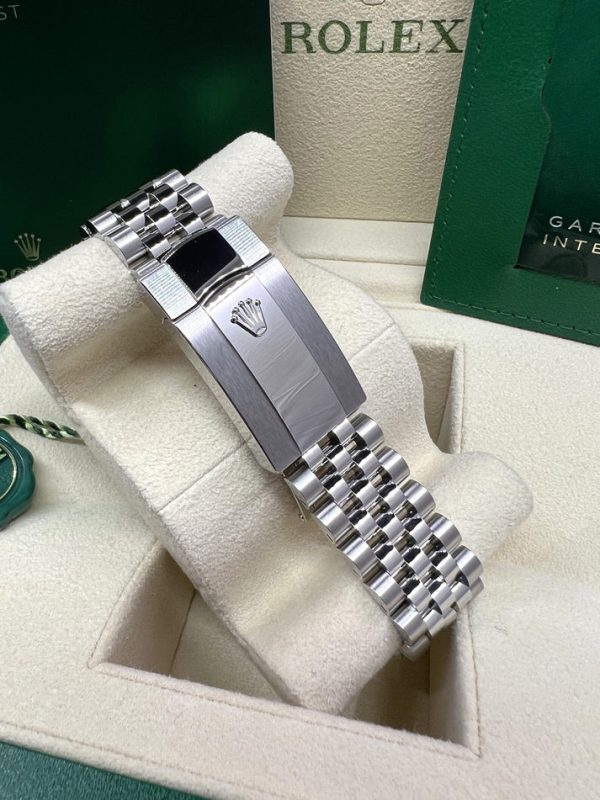 Rolex  Datejust 36mm 126234 Datejust Aubergine Purple Diamond Roman Oyster Stainless Steel