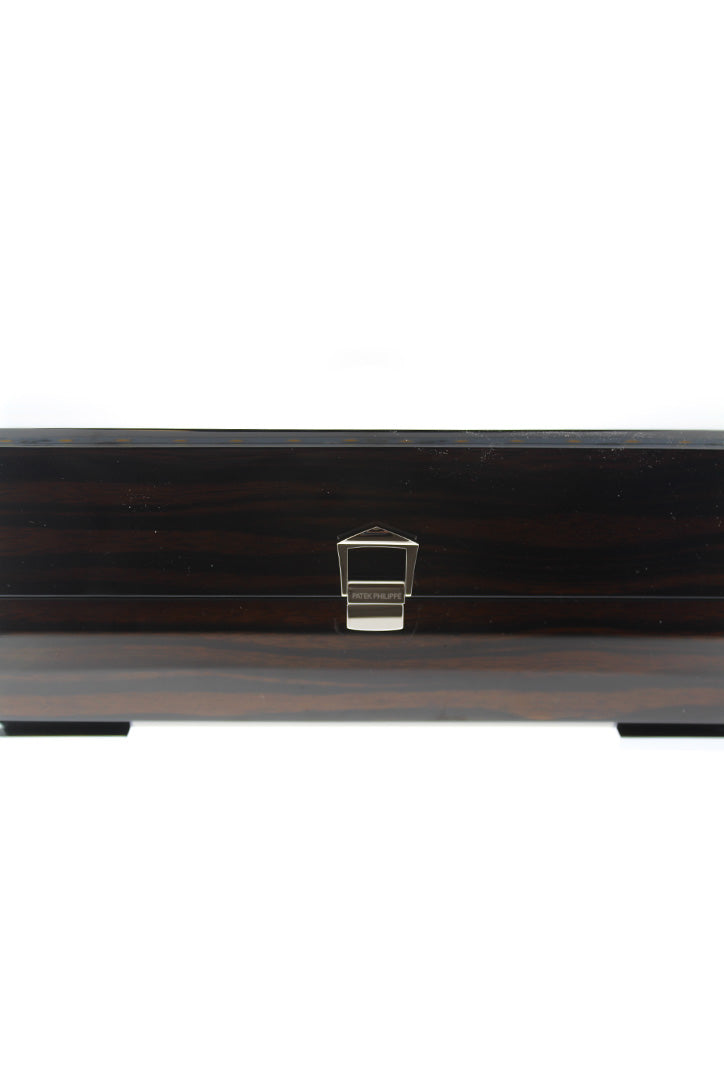 Patek Philippe Aquanaut Luce Haute Joaillerie Ladies Watch Model 5072R-001 - Image 3