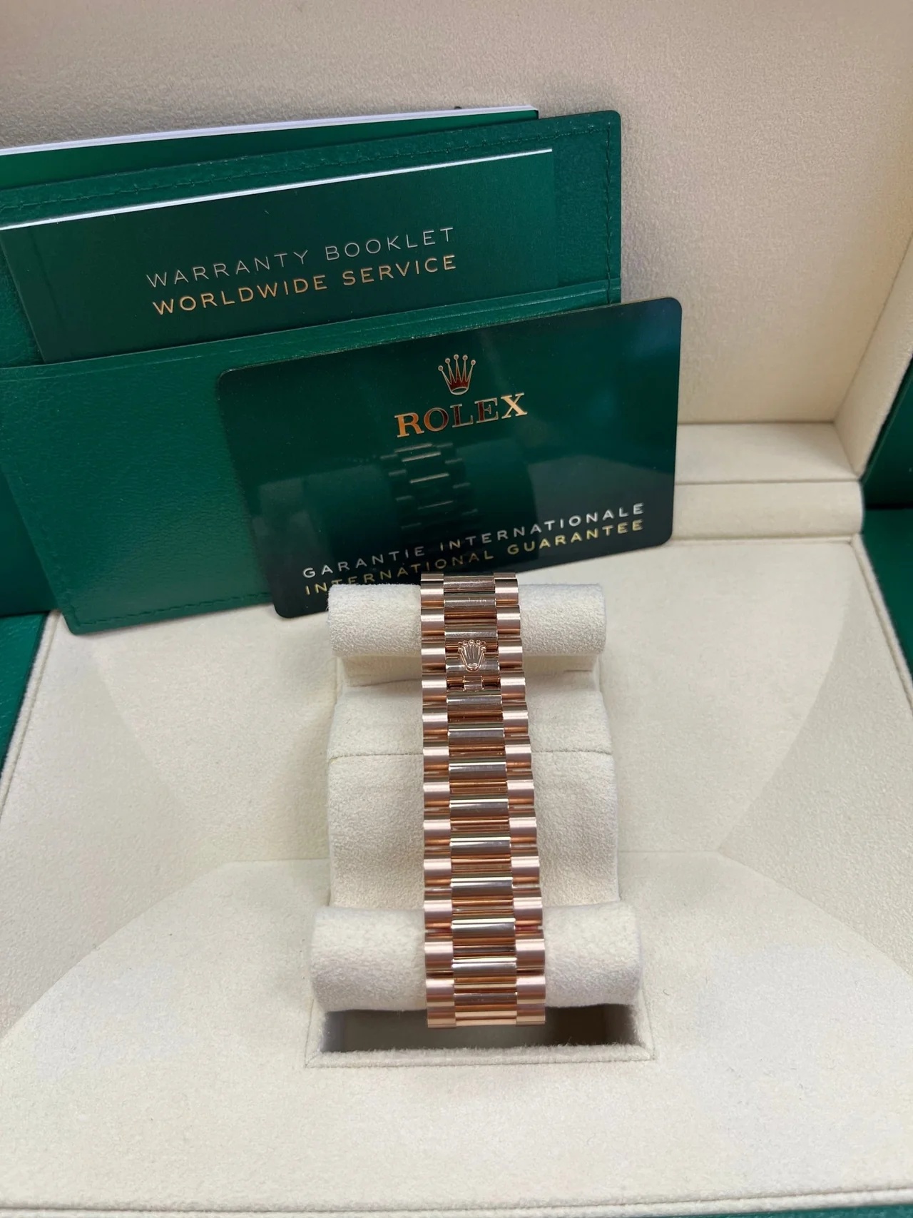 Rolex Day-Date 40mm Chocolate Baguette Diamond Dial Diamond Bezel Dial Watch 228345RBR - Image 8