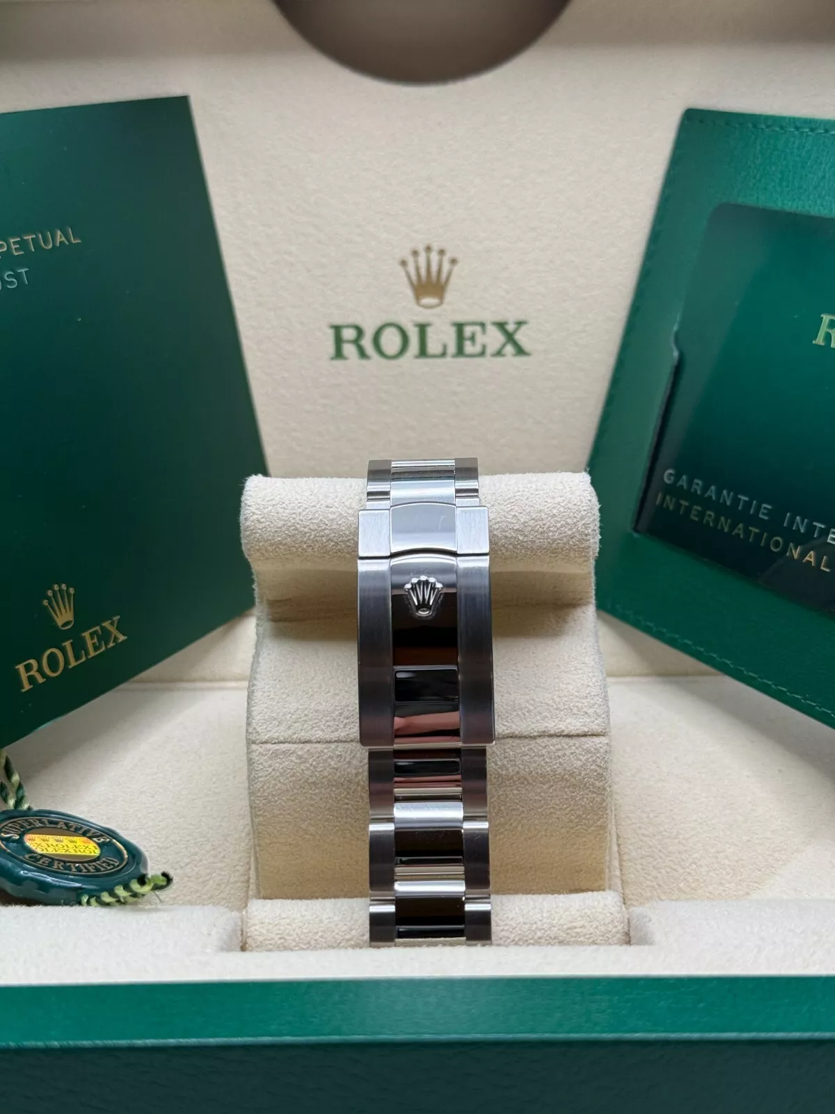 Rolex Datejust 41mm Blue Fluted Motif Index Dial Jubilee Bracelet Watch - 126334 - Image 10
