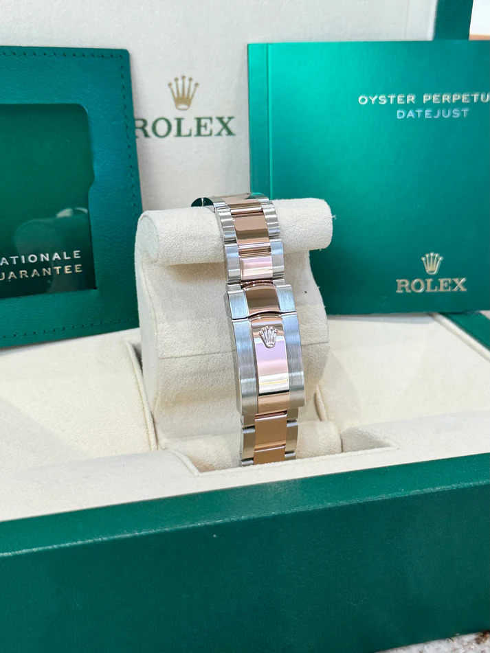 Rolex Datejust 41mm 126301 Sundust Index Oyster Steel and Everose Gold Watch - Image 8
