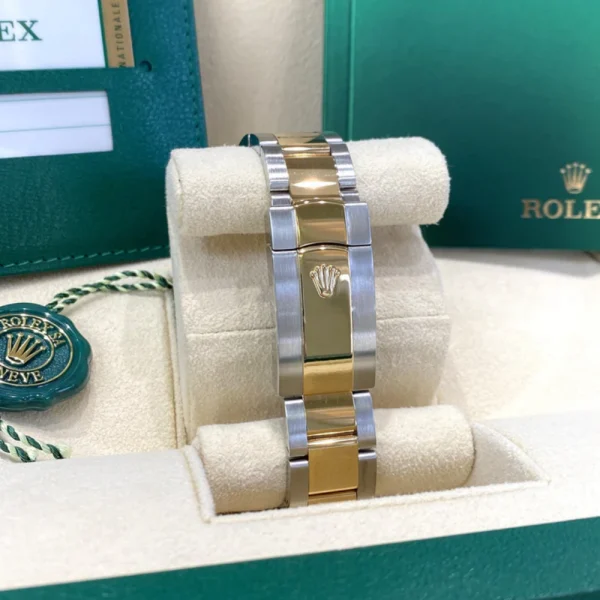 Rolex  Datejust 36mm 126283 White Mother-of-Pearl Dial Jubilee Bracelet Watch