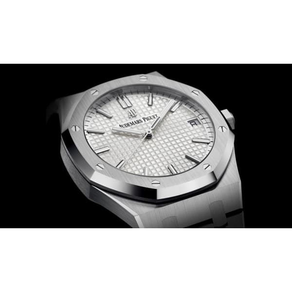 Audemars Piguet Royal Oak Selfwinding Ref. # 15500ST.OO.1220ST.04 - Image 2