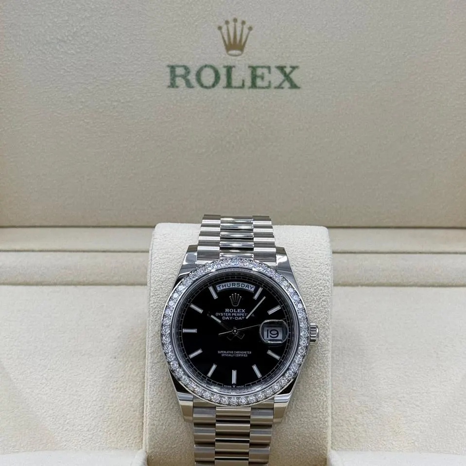 Rolex Day-Date 40mm 228349RBR-0002 Bright Black Dial President Bracelet - Image 3