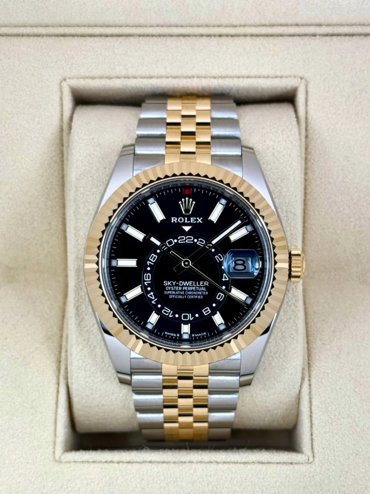 Rolex Sky-Dweller 42mm 336933-0004 Two-Tone Yellow Gold Black Dial Jubilee - Image 2