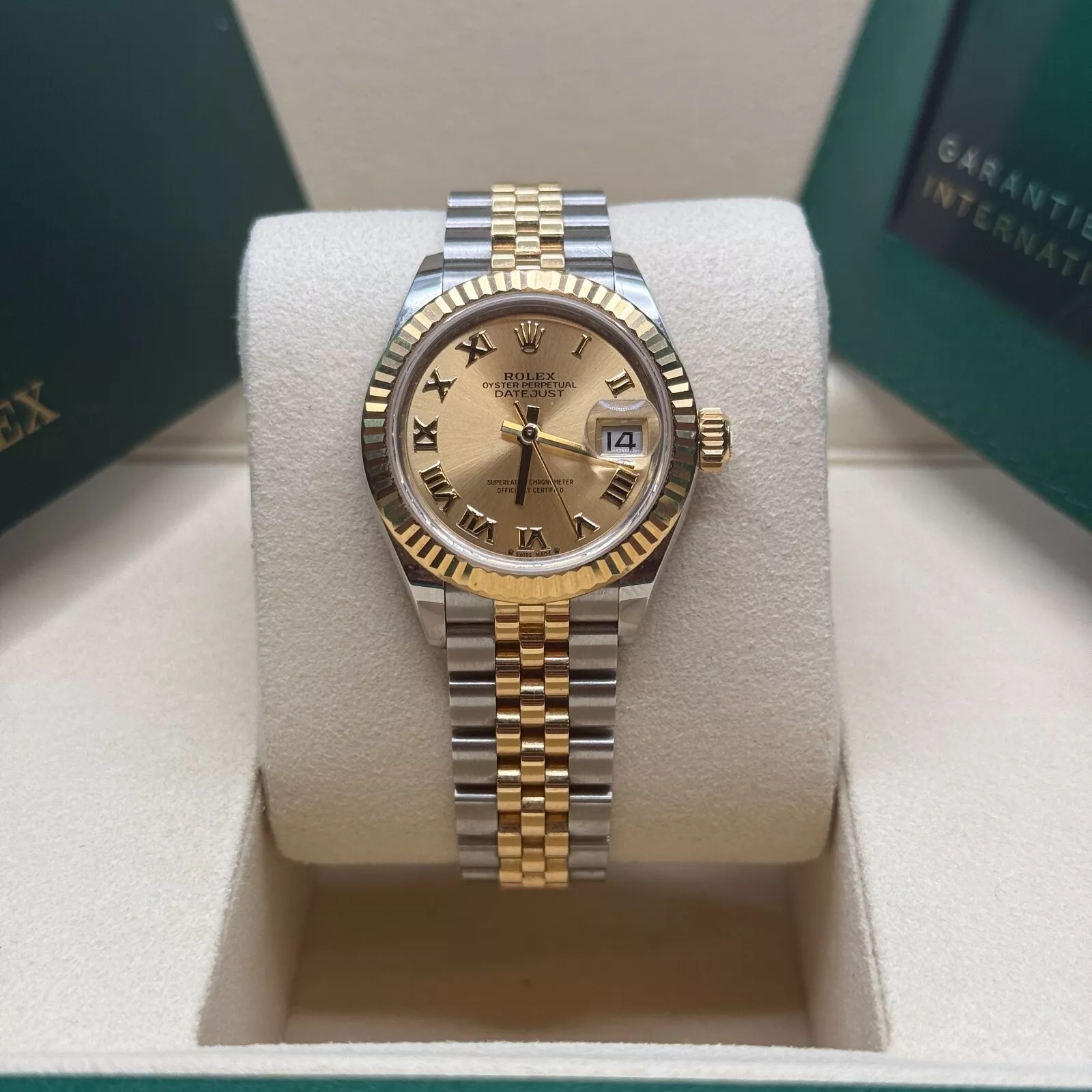 Rolex Lady-Datejust 28mm 279173 Champagne Roman Dial Oyster Bracelet - Image 4
