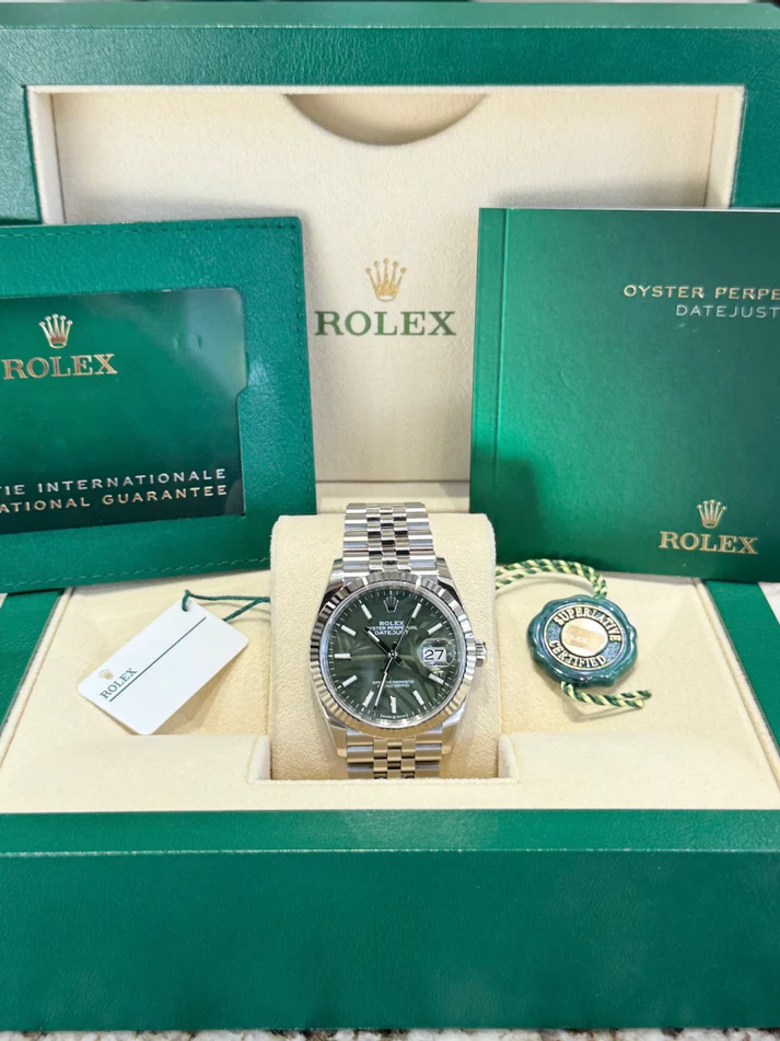 Rolex Datejust 36mm 126234 Olive Green Palm Motif Dial Jubilee Stainless Steel Watch - Image 10