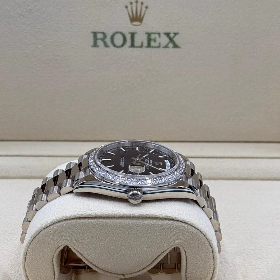 Rolex Day-Date 40mm 228349RBR-0002 Bright Black Dial President Bracelet - Image 4