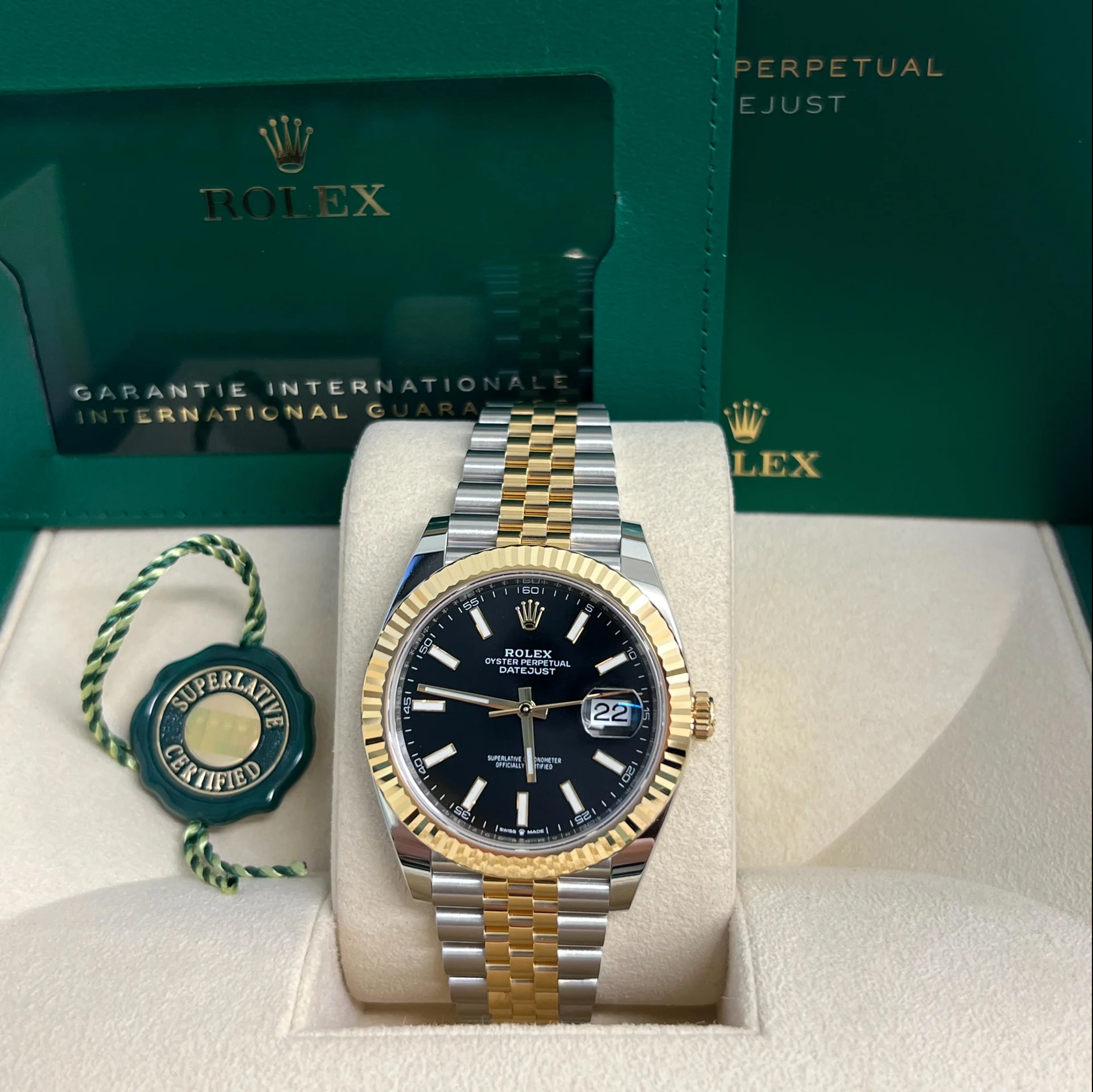 Rolex Datejust 41mm Two-Tone Yellow Gold Fluted Bezel Black Index Dial Jubilee - 126333 - Image 10