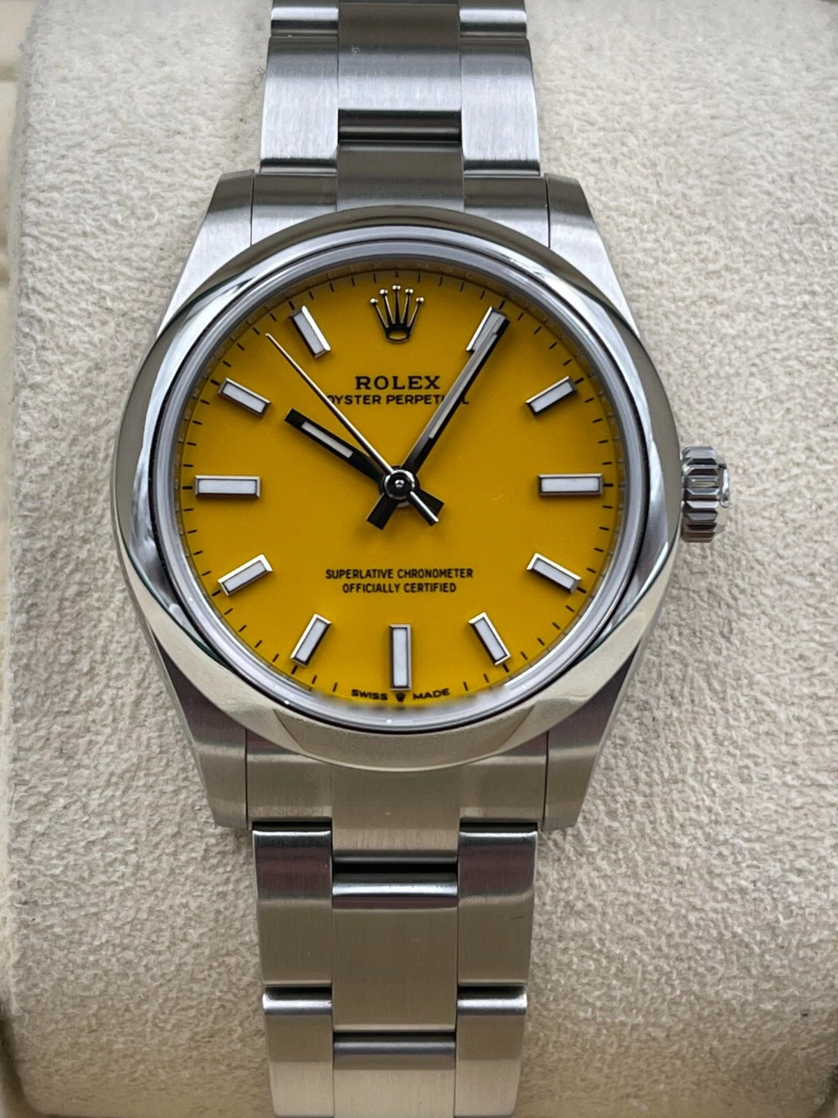 Rolex Oyster Perpetual 31mm 277200 Yellow Index - Image 2