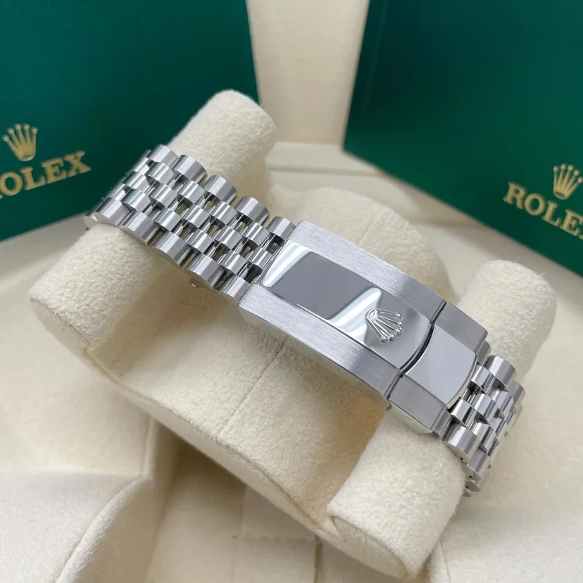 Rolex Datejust 36mm 126234 Blue Fluted Motif Diamond Dial Jubilee Bracelet Watch - Image 6