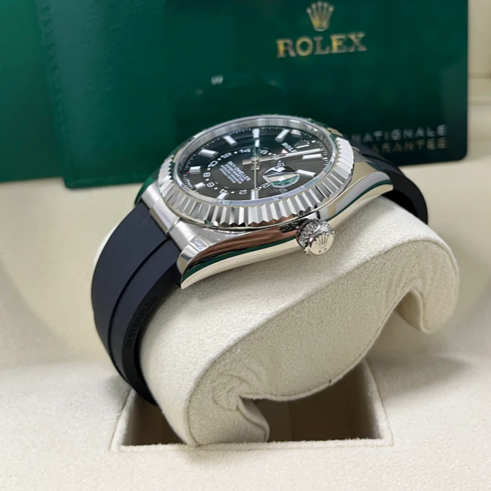 Rolex Sky-Dweller 42mm White Gold Black Dial Oysterflex - 336239 - Image 3