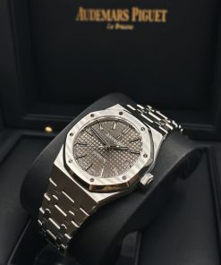 Audemars Piguet Royal Oak Selfwinding, Grey dial, 37mm, Stainless steel, 15450ST.OO.1256ST.02
