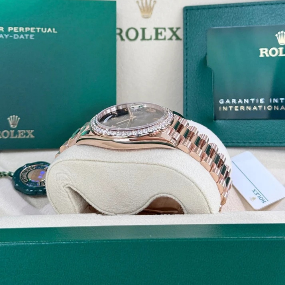 Rolex Day-Date 40mm Slate Ombré Dial and Diamond Bezel 228345rbr-0025 - Image 6