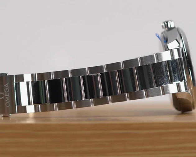 OMEGA Seamaster Aqua Terra 41mm Grey Dial Stainless Steel Bracelet 220.10.41.21.06.001 - Image 5