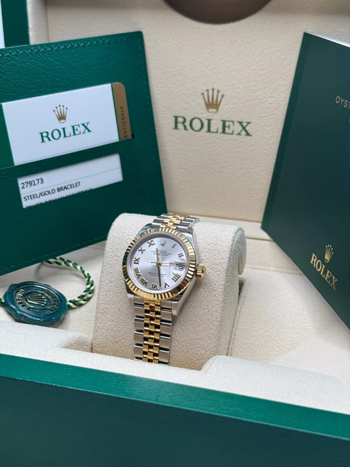 Rolex Lady-Datejust 28mm 279173 Silver Roman Dial Oyster Bracelet - Image 5