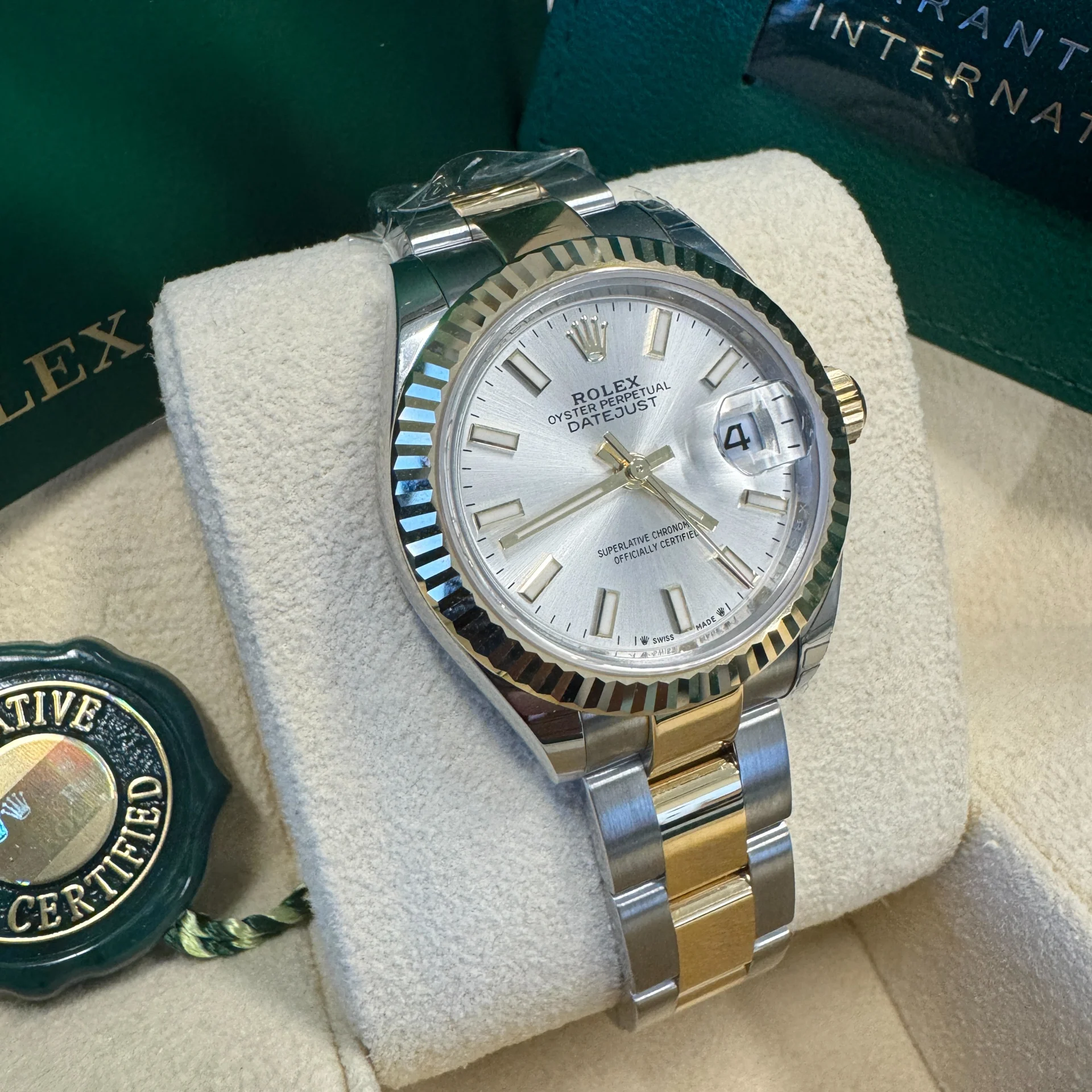 Rolex Lady-Datejust 28mm 279173 Silver Index Dial Oyster Bracelet - Image 13