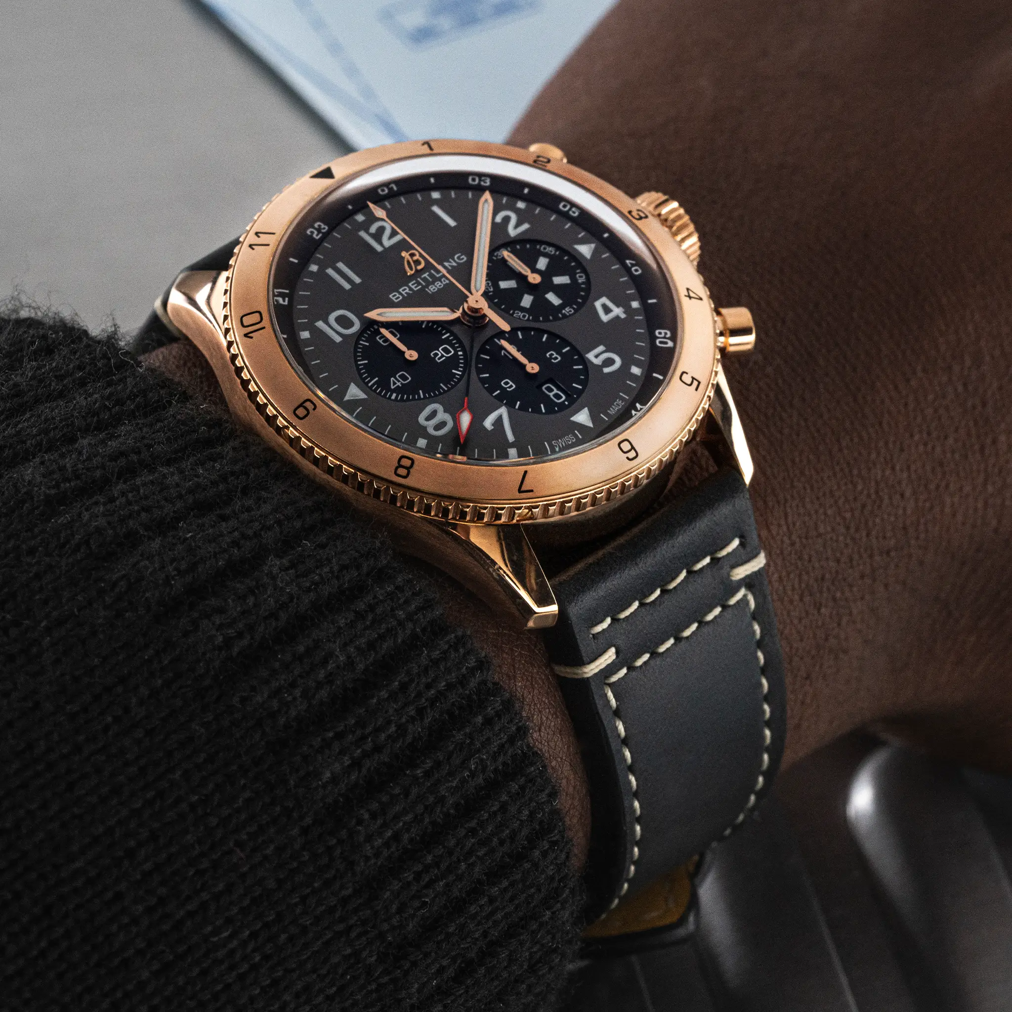 Breitling Classic AVI Super AVI B04 Chronograph GMT 46 P-51 Mustang RB04451A1B1X1 - Image 4