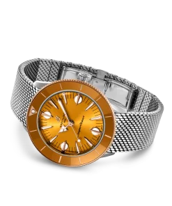 Alternative view of Breitling Superocean Heritage 57 Highlands 38mm U10340281I1A1