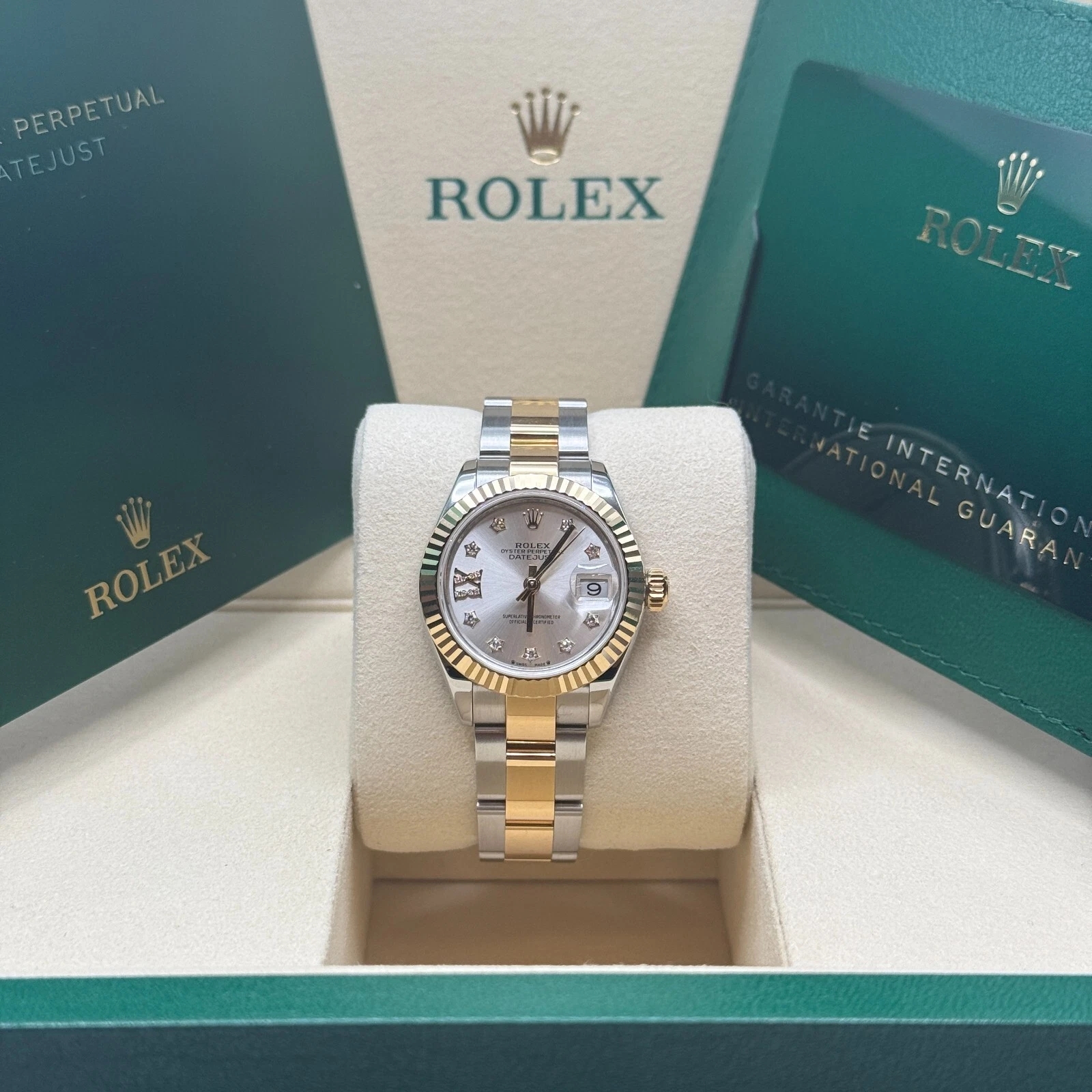 Rolex Lady-Datejust 28mm 279173 Silver Diamond Dial Oyster Bracelet - Image 3