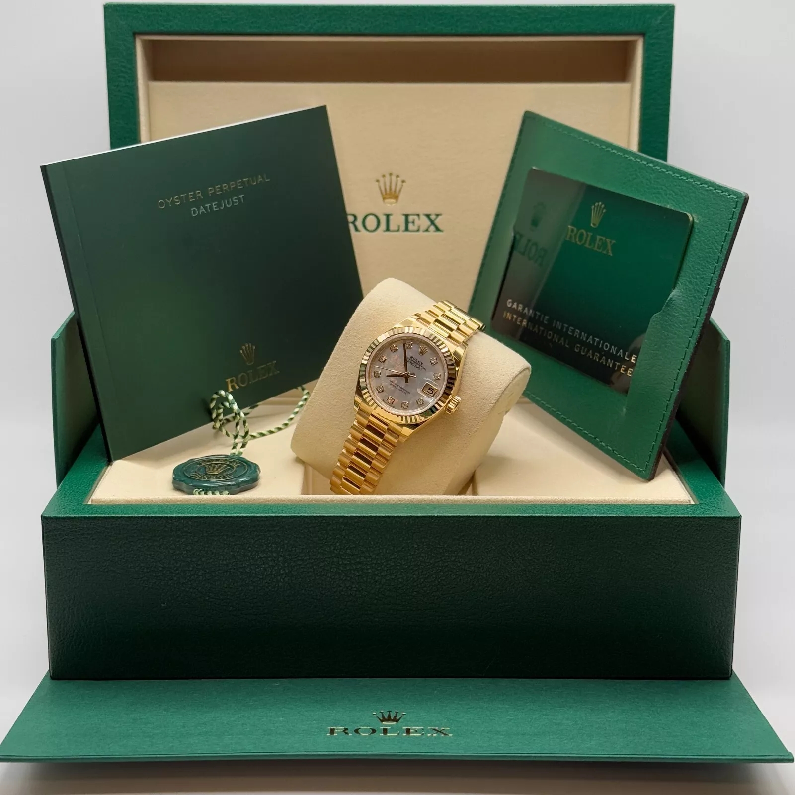 Rolex Lady-Datejust 28mm 279178 Mother-of-Pearl Diamonds Dial - Image 10