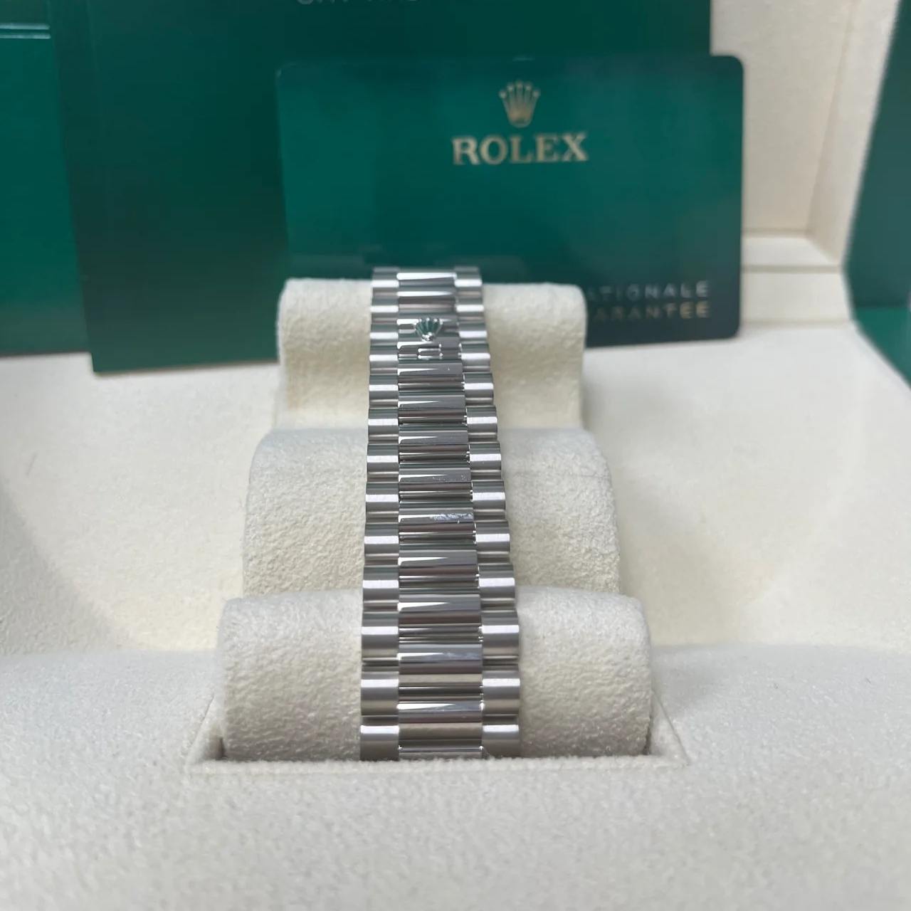 Rolex Day-Date 40mm 228349RBR-0030 Olive Green Dial President Bracelet - Image 6