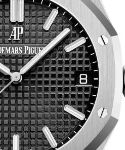Alternative view of Audemars Piguet Royal Oak 41mm Stainless Steel Black Dial 15500ST.OO.1220ST.03