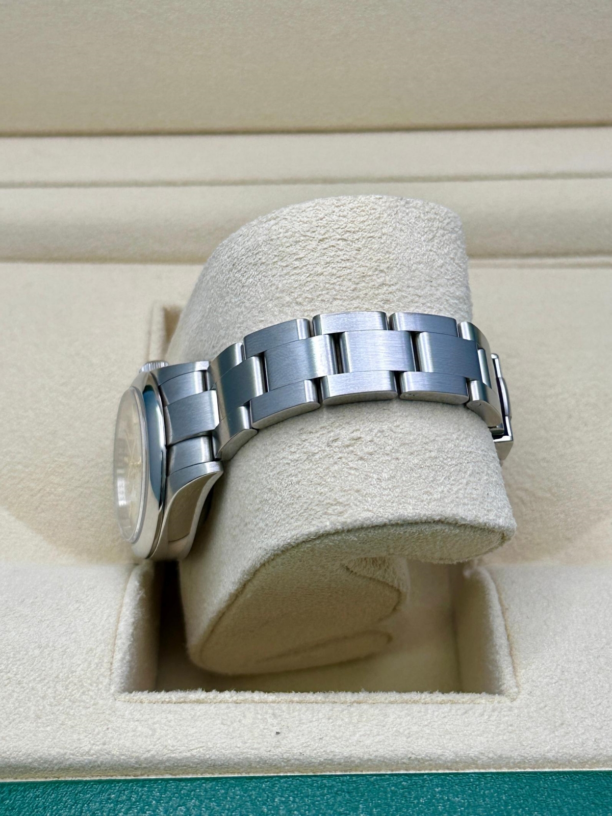 Rolex Oyster Perpetual 28mm 276200-0001 Silver Dial Oyster Bracelet Watch - Image 6