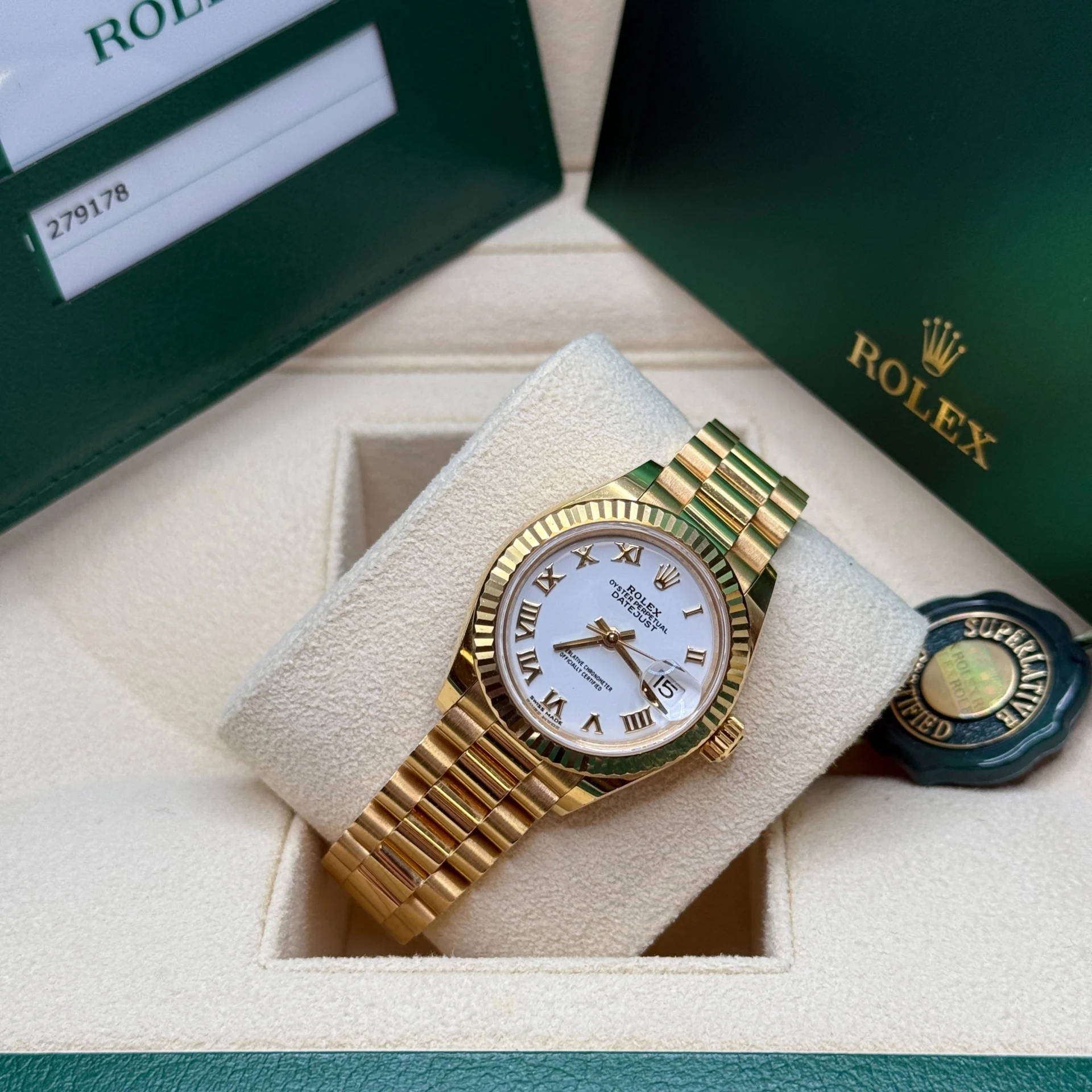 Rolex Lady-Datejust 28mm 279178 White Dial - Image 9