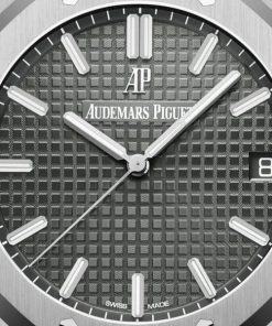 Alternative view of Audemars Piguet Royal Oak Selfwinding Ref. # 15500ST.OO.1220ST.02