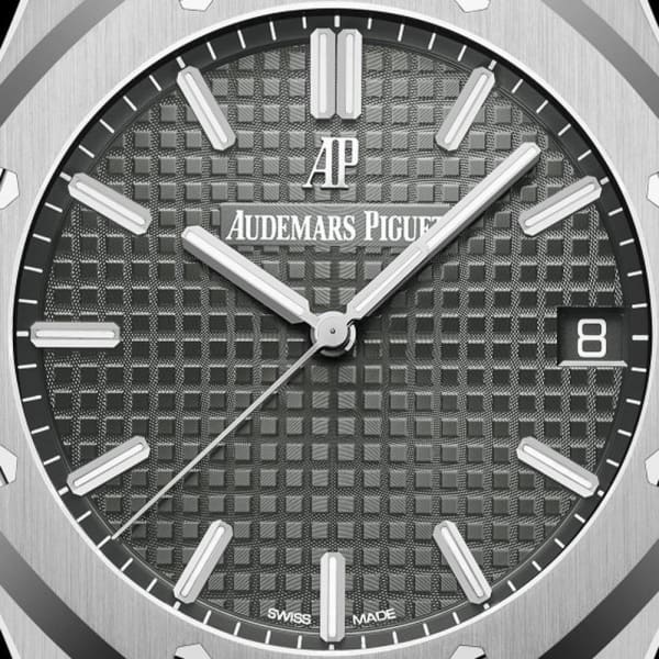 Audemars Piguet Royal Oak Selfwinding Ref. # 15500ST.OO.1220ST.02 - Image 2