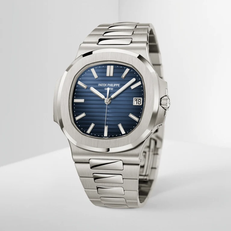 Patek Philippe Nautilus White Gold Watch 5811/1G-001 - Image 2