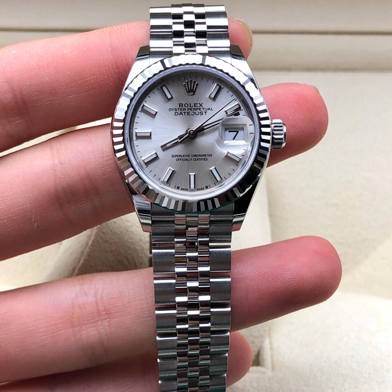 Rolex Lady-Datejust 28mm 279174 Silver Dial Oyster Bracelet - Image 9