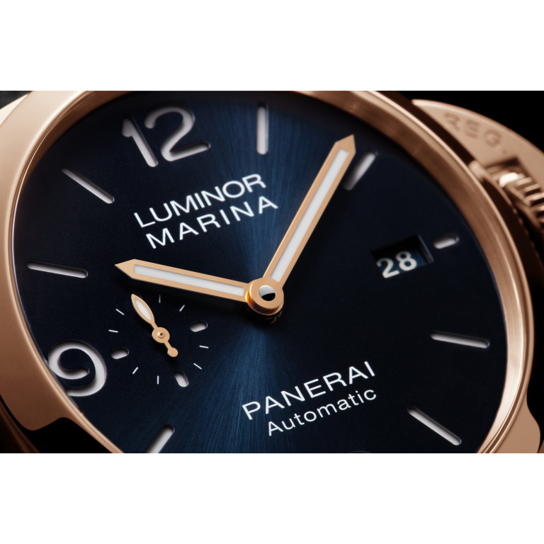 Panerai Luminor Marina Goldtech? 44mm PAM01112 - Image 3
