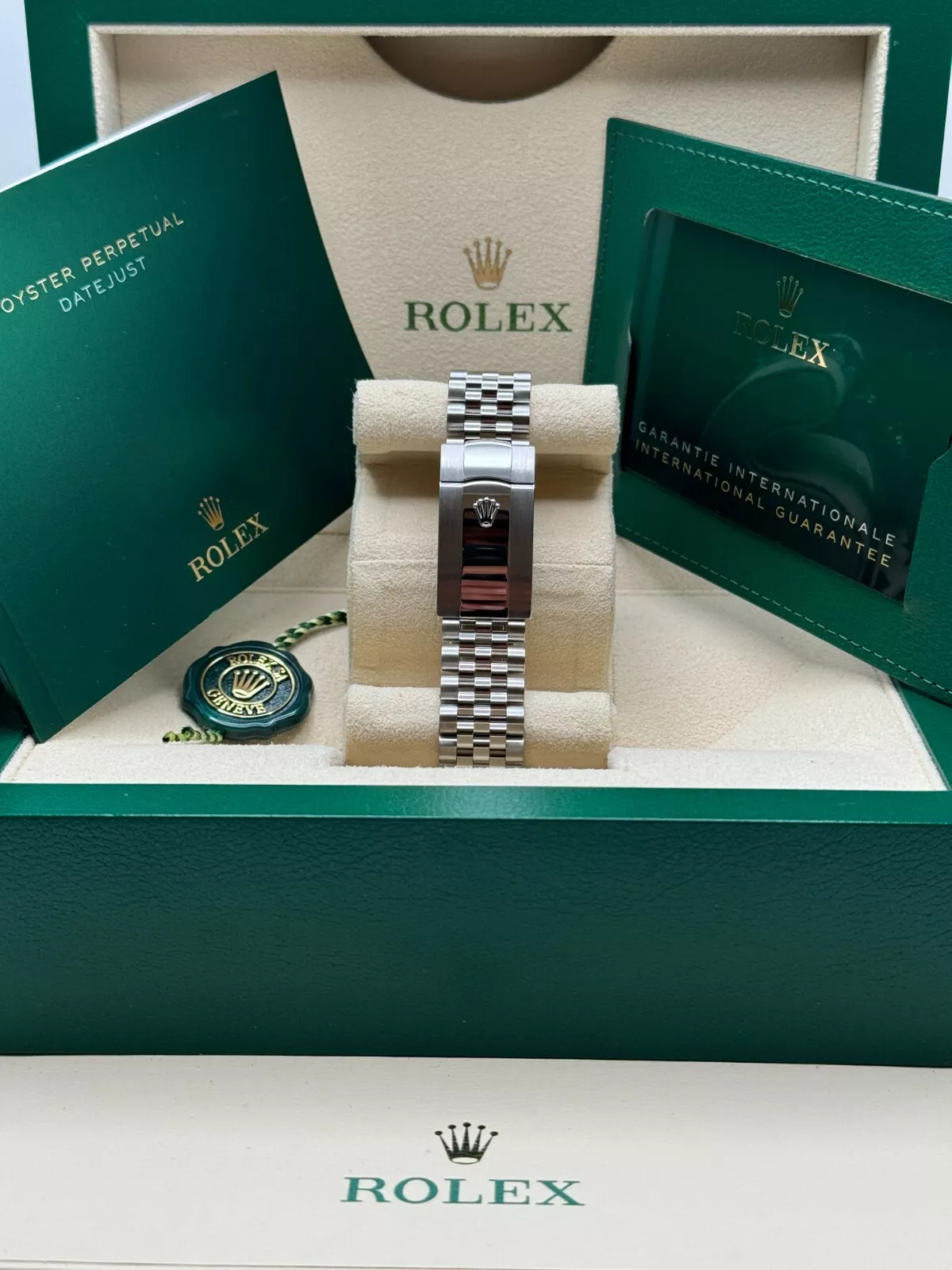 Rolex Datejust 36mm 126284 Blue Jubilee Diamond Dial & Diamond Bezel, Stainless Steel Oyster Bracelet Watch - Image 10