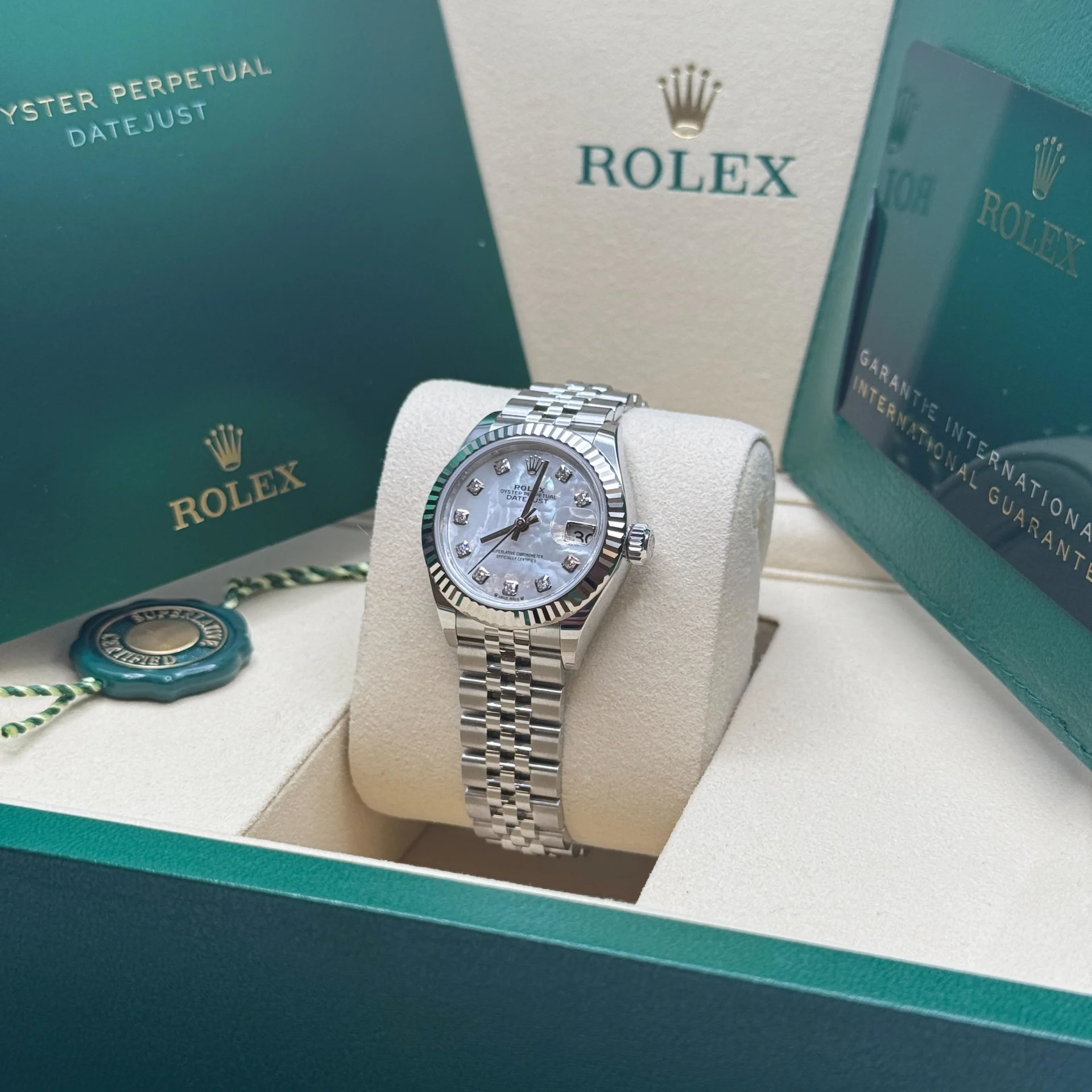 Rolex Lady-Datejust 28mm 279174 Mother Of Pearl Diamond Dial Oyster Bracelet - Image 11