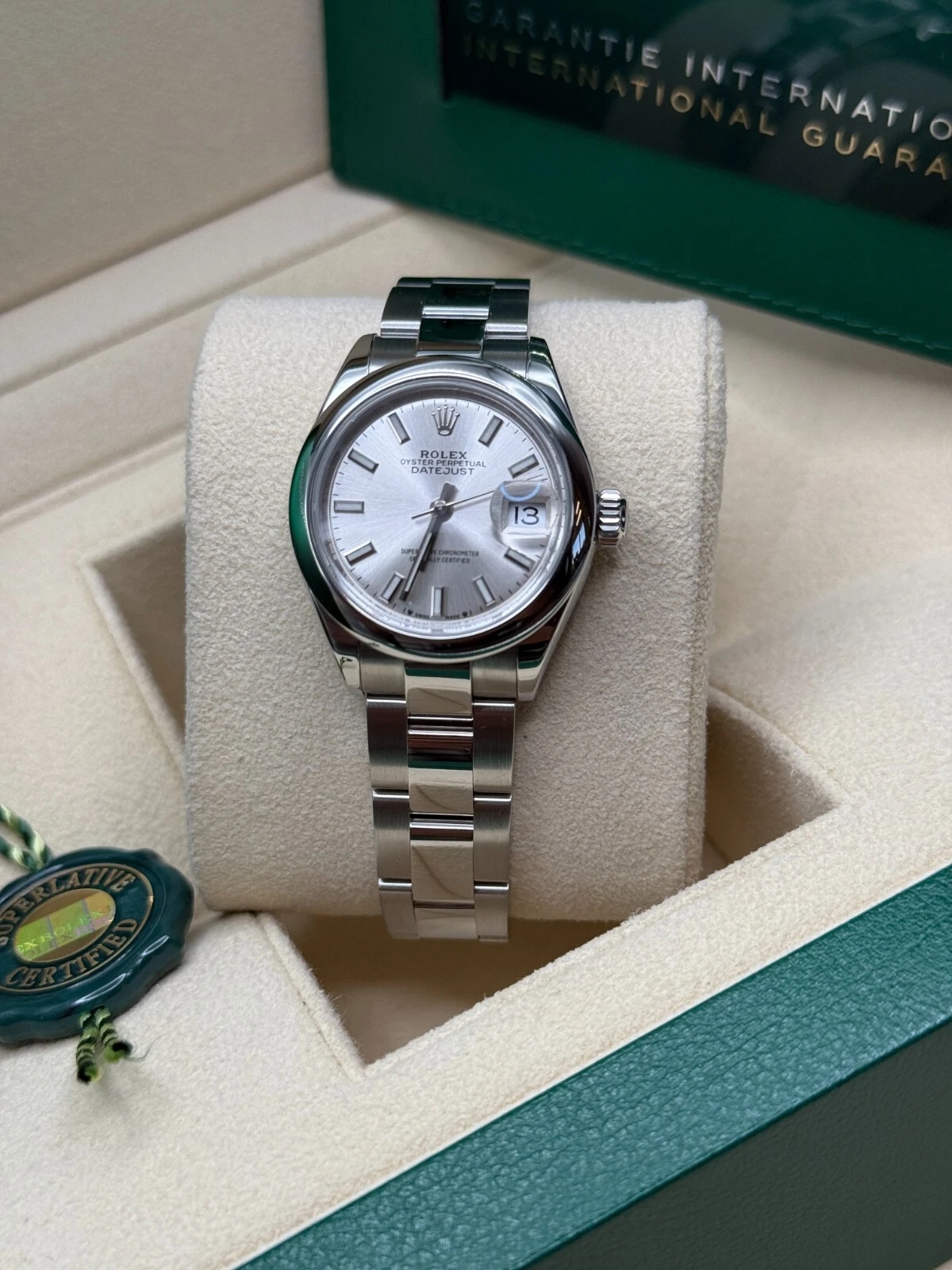 Rolex Lady-Datejust 28mm m279160 Oyster Perpetual Silver Dial Oyster Bracelet - Image 8