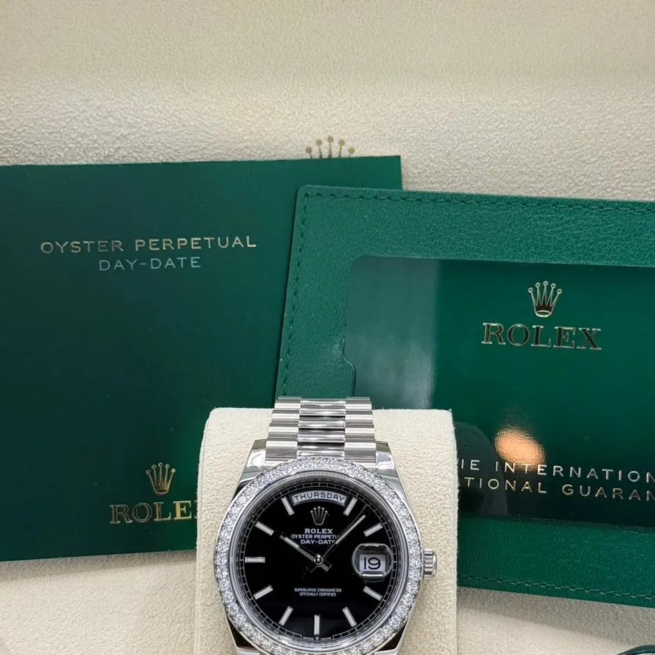 Rolex Day-Date 40mm 228349RBR-0002 Bright Black Dial President Bracelet - Image 7
