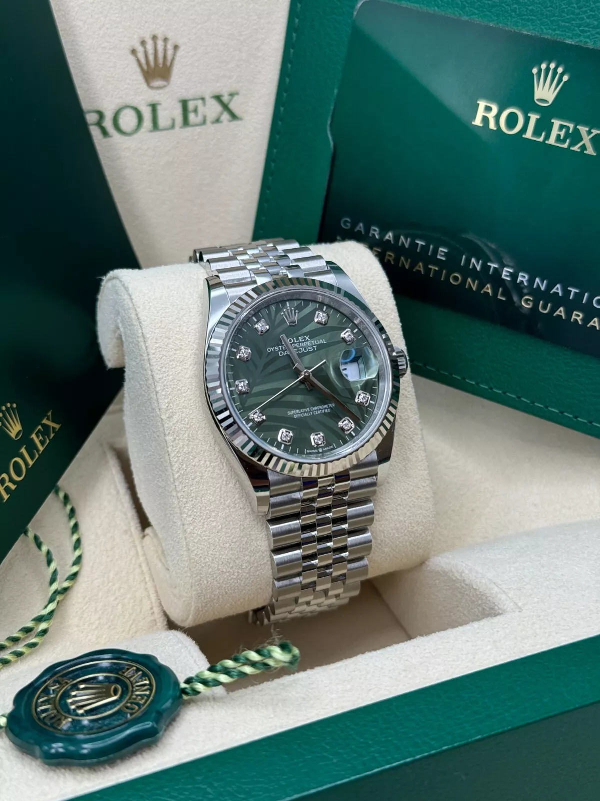 Rolex Datejust 36mm 126234 Olive Green Palm Motif Diamond Dial Jubilee Stainless Steel Watch - Image 9