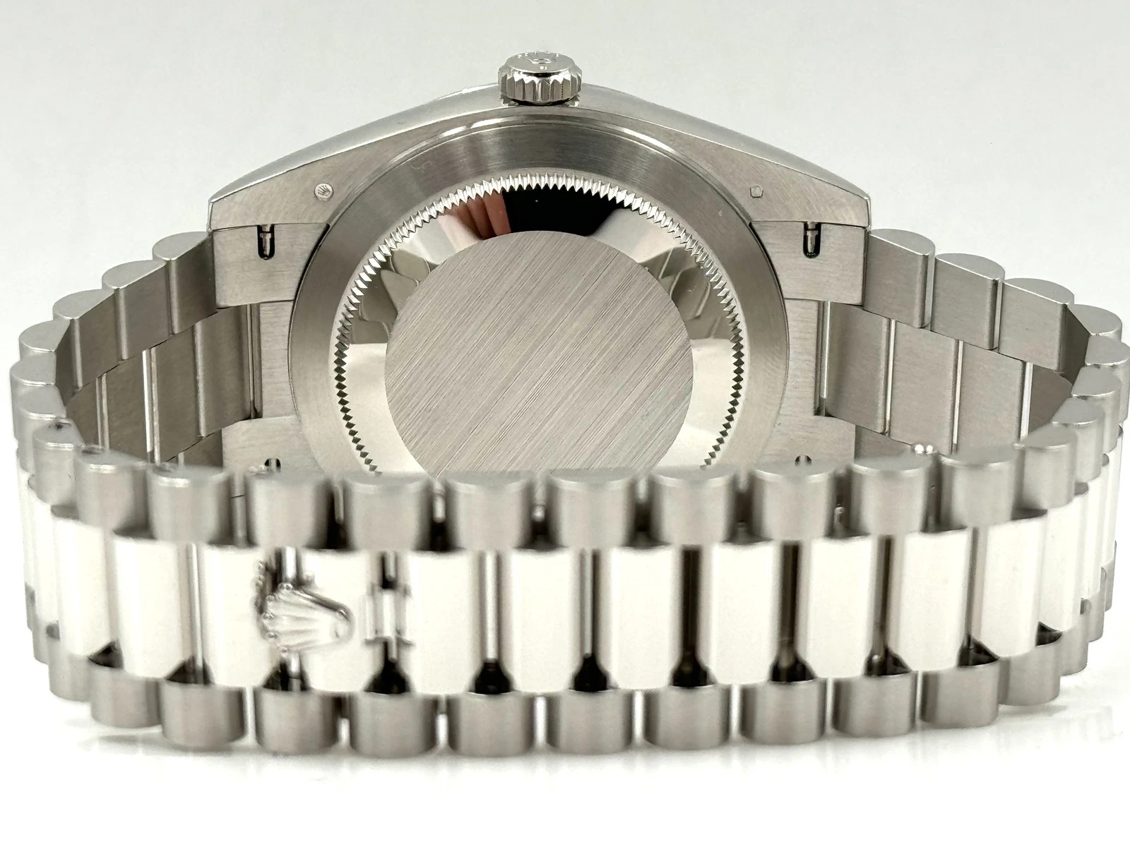 Rolex Day-Date "President" 40mm Platinum Green Olive Roman Dial - 228236 - Image 9