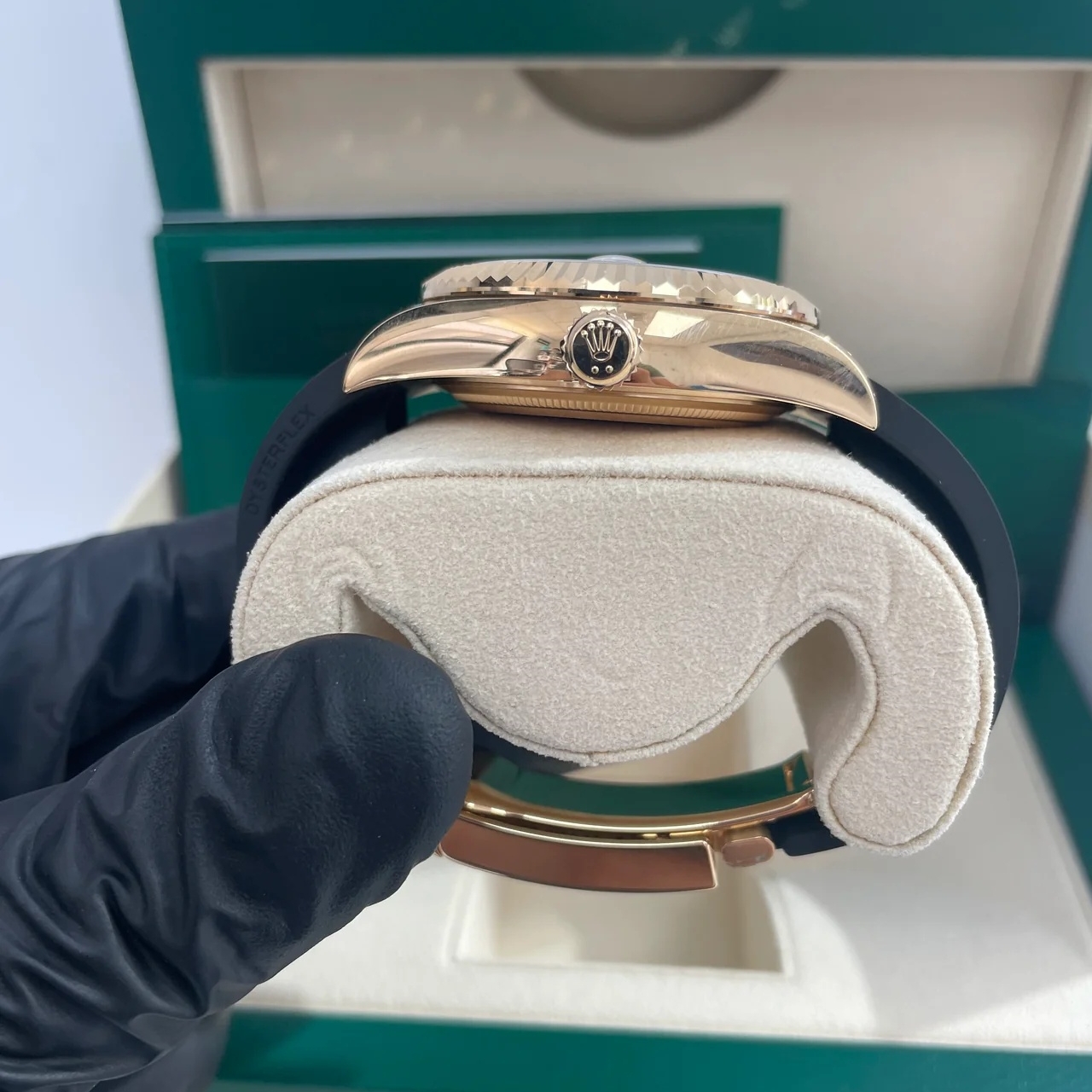 Rolex Sky-Dweller 42mm 336238-0003 Yellow Gold White Dial Oysterflex - Image 3