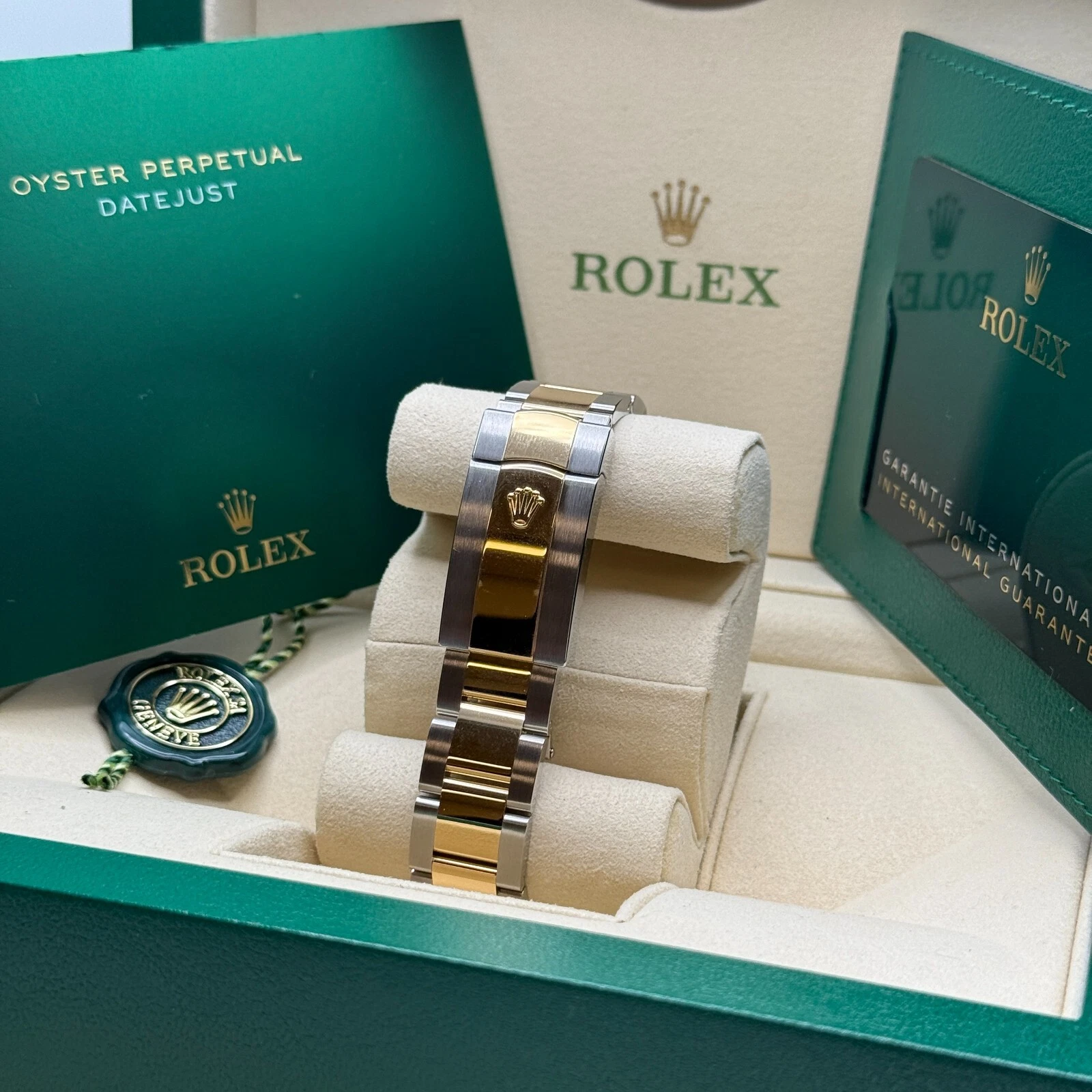 Rolex Datejust 41mm 126333 Champagne Index Jubilee Steel and Yellow Gold Mens Watch - Image 11