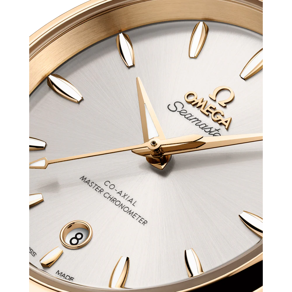 Omega Seamaster Aqua Terra Shades 34 mm Green Dial Stainless Steel and Moonshine™ 18k Yellow Gold Bracelet 220.20.34.20.10.002 - Image 3