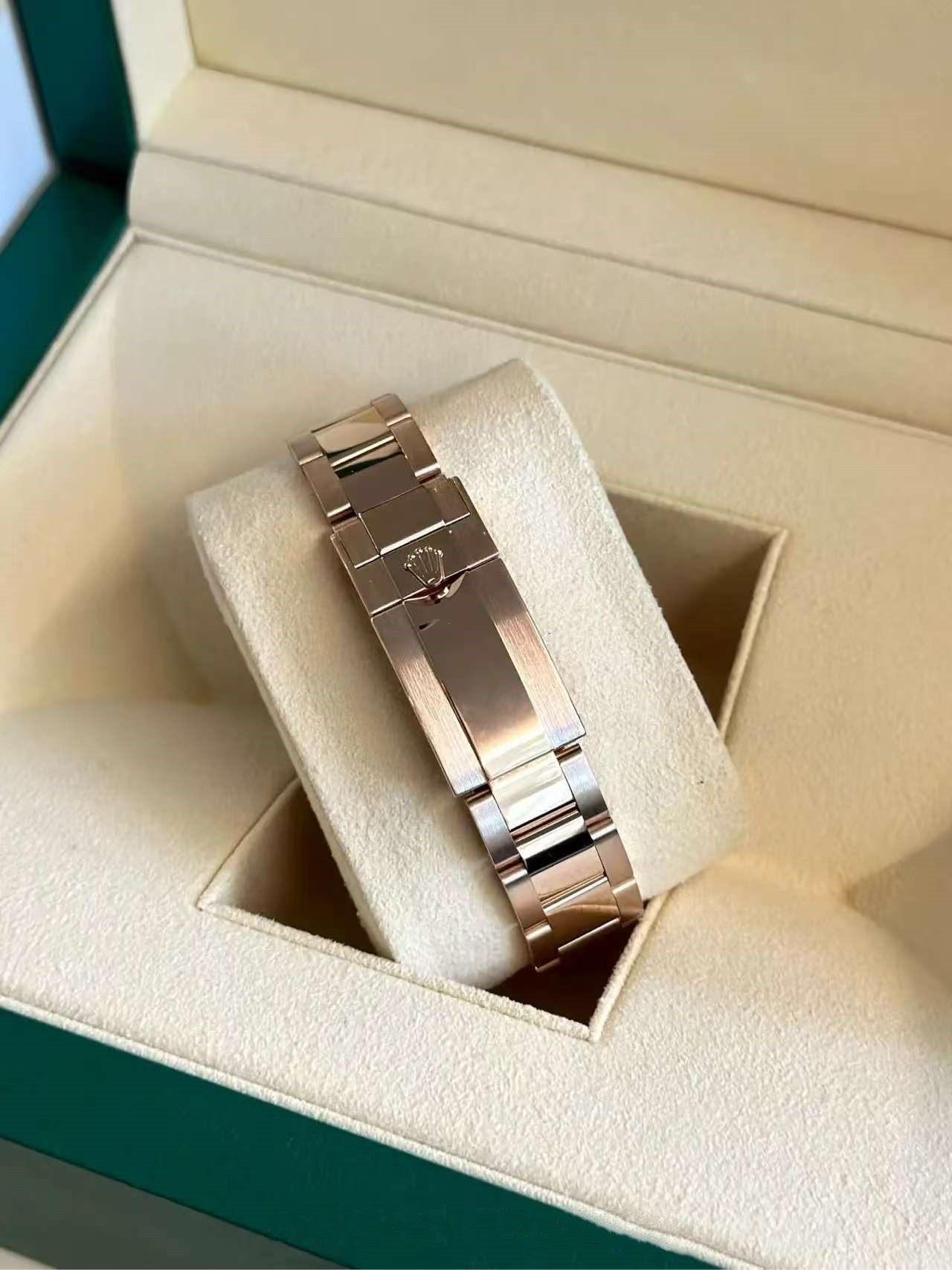 Rolex Cosmograph Daytona m126505-0002 40mm - Image 6