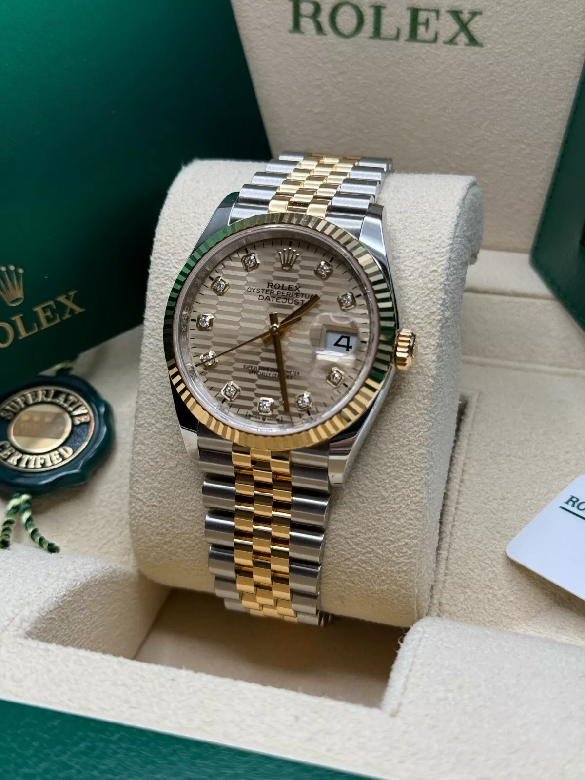 Rolex Datejust 36mm 126233 Champagne Fluted Motif Diamond Dial Jubilee Bracelet - Image 5