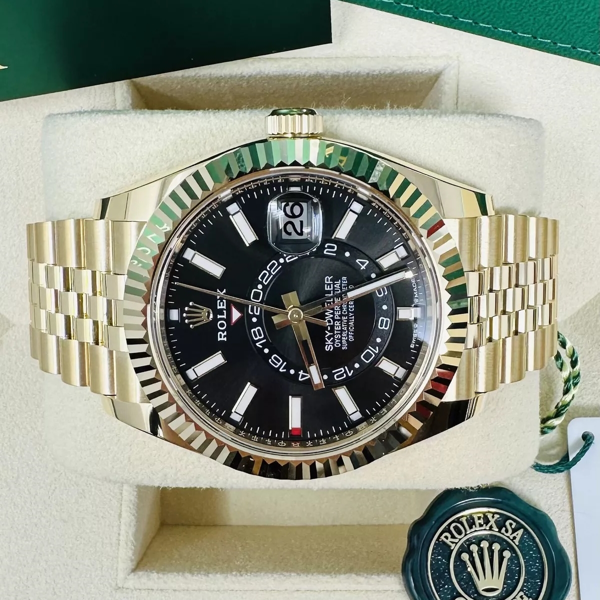 Rolex Sky-Dweller 42mm 336938-0005 Yellow Gold Black Dial Oyster - Image 5
