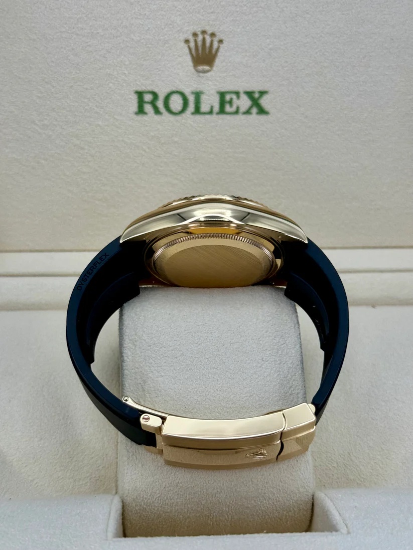 Rolex Sky-Dweller 42mm 336238-0001 Yellow Gold Champagne Dial Oysterflex - Image 7