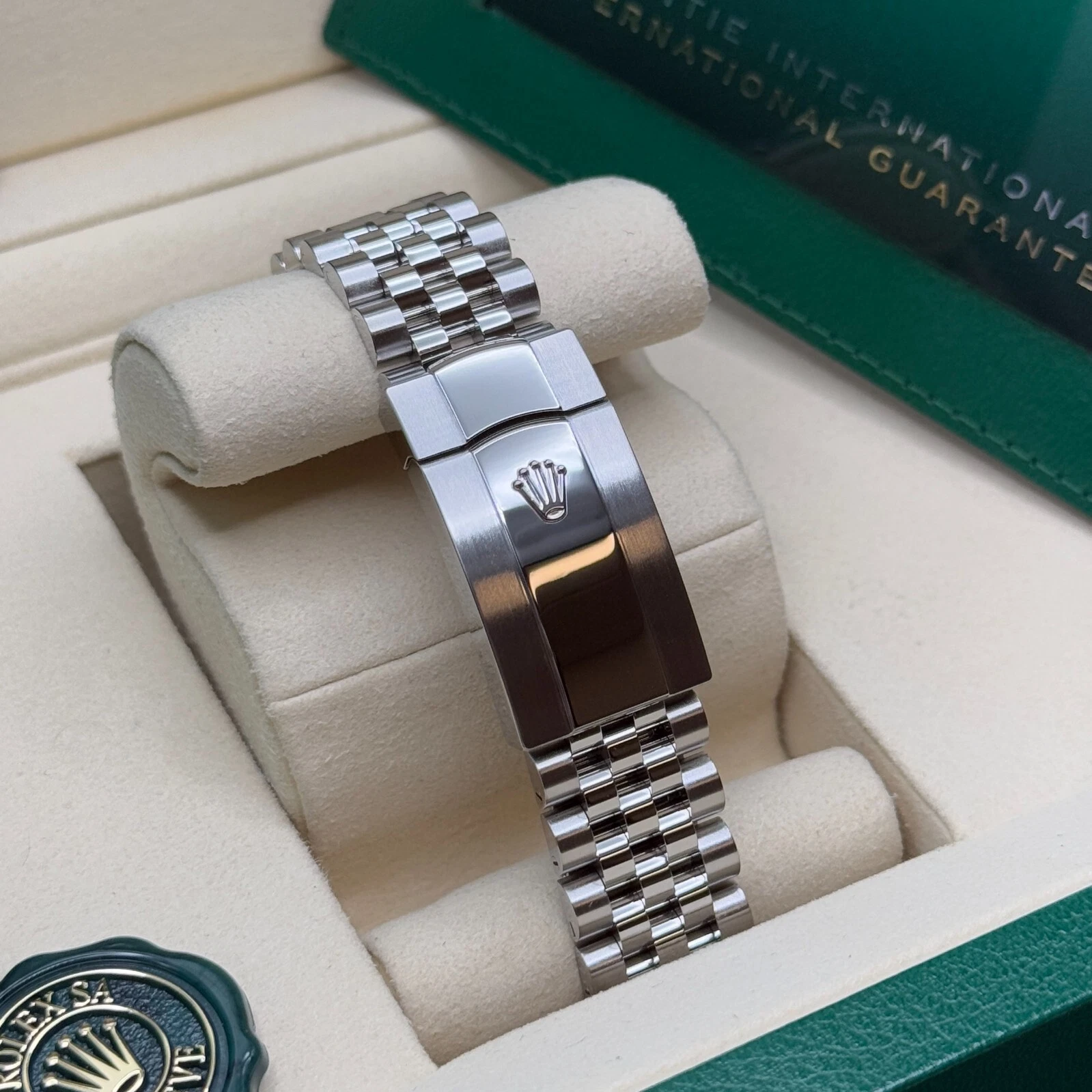 Rolex Datejust 36mm 126200 Oyster Perpetual Wimbledon Dial Jubilee Stainless Steel - Image 6