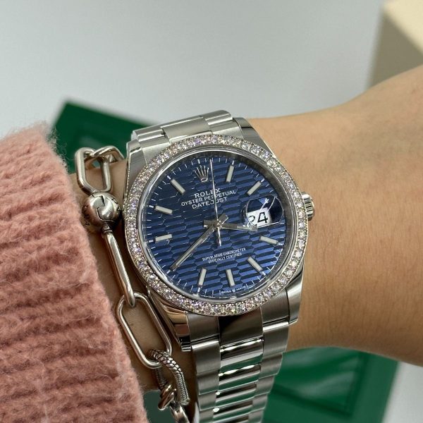 Rolex  Datejust 36mm 126284 Blue Dial Jubilee Bracelet